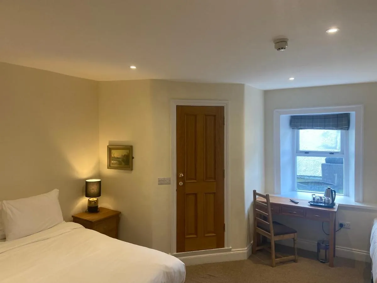 Bed & Breakfast The Greyhound Shap