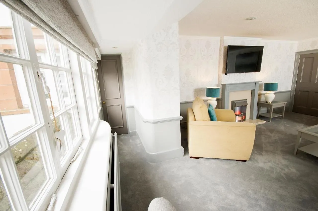 Crown Wetheral 4* קרליסל