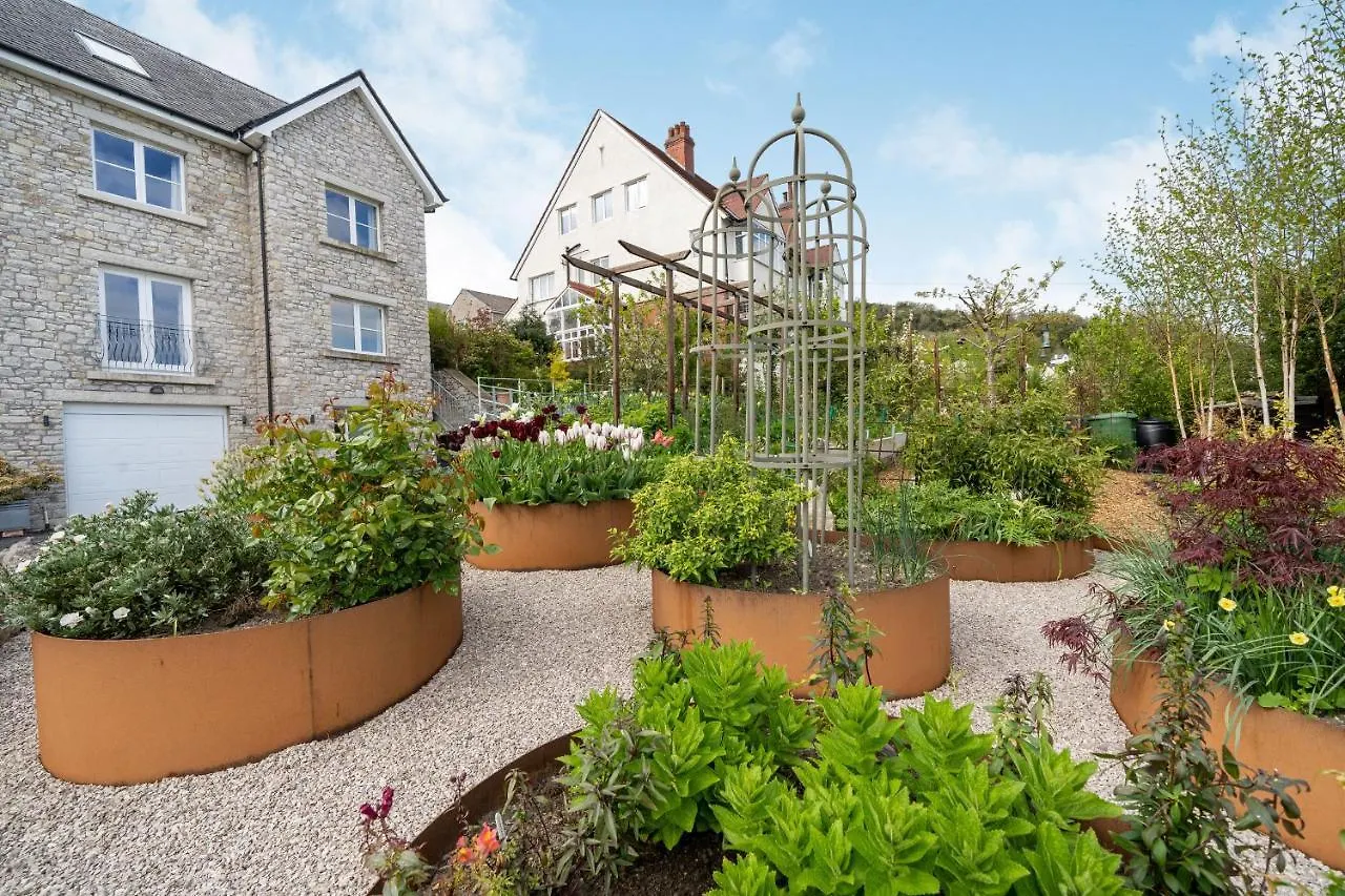 Hillberry Holiday home