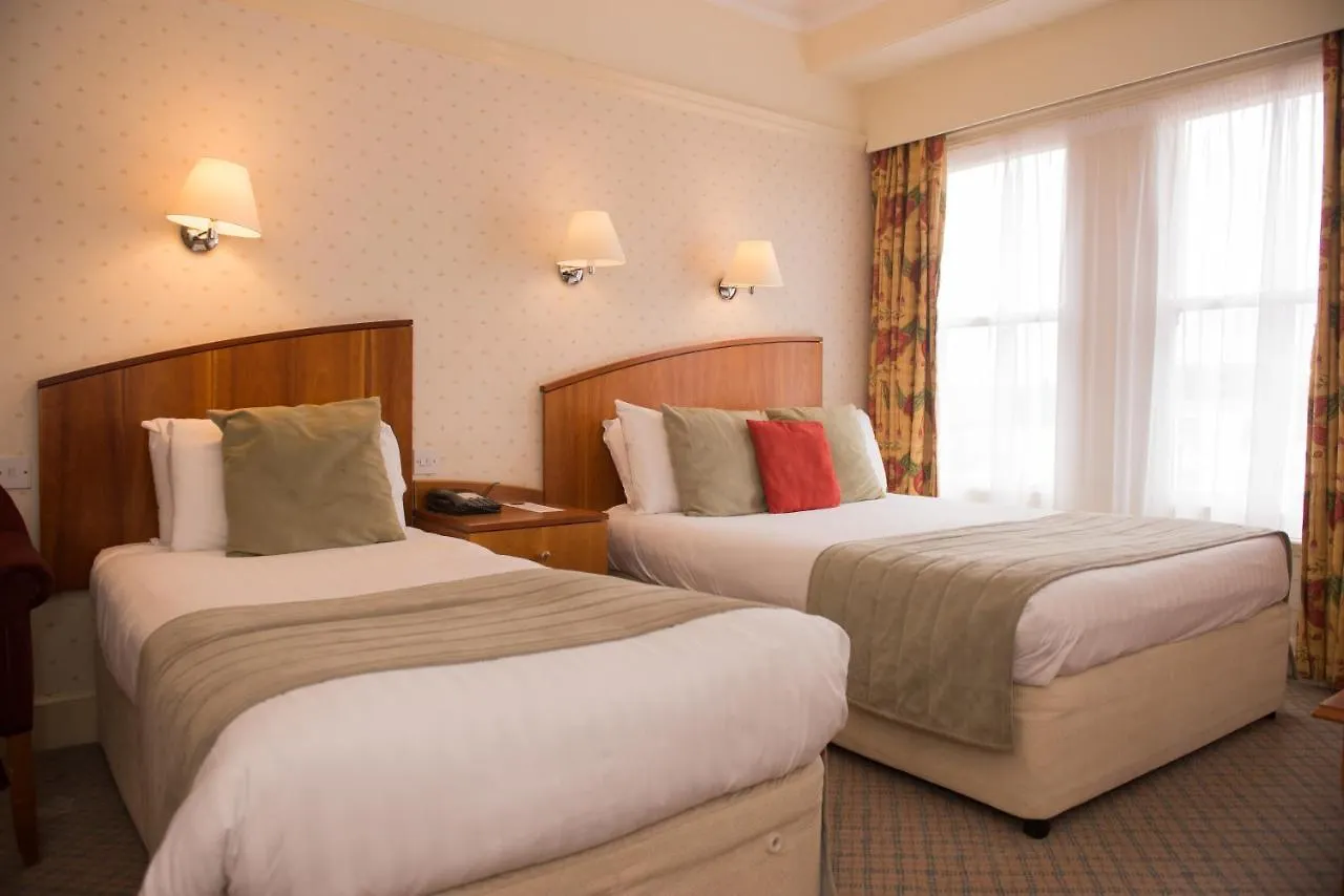 Crown & Mitre Hotel 3*