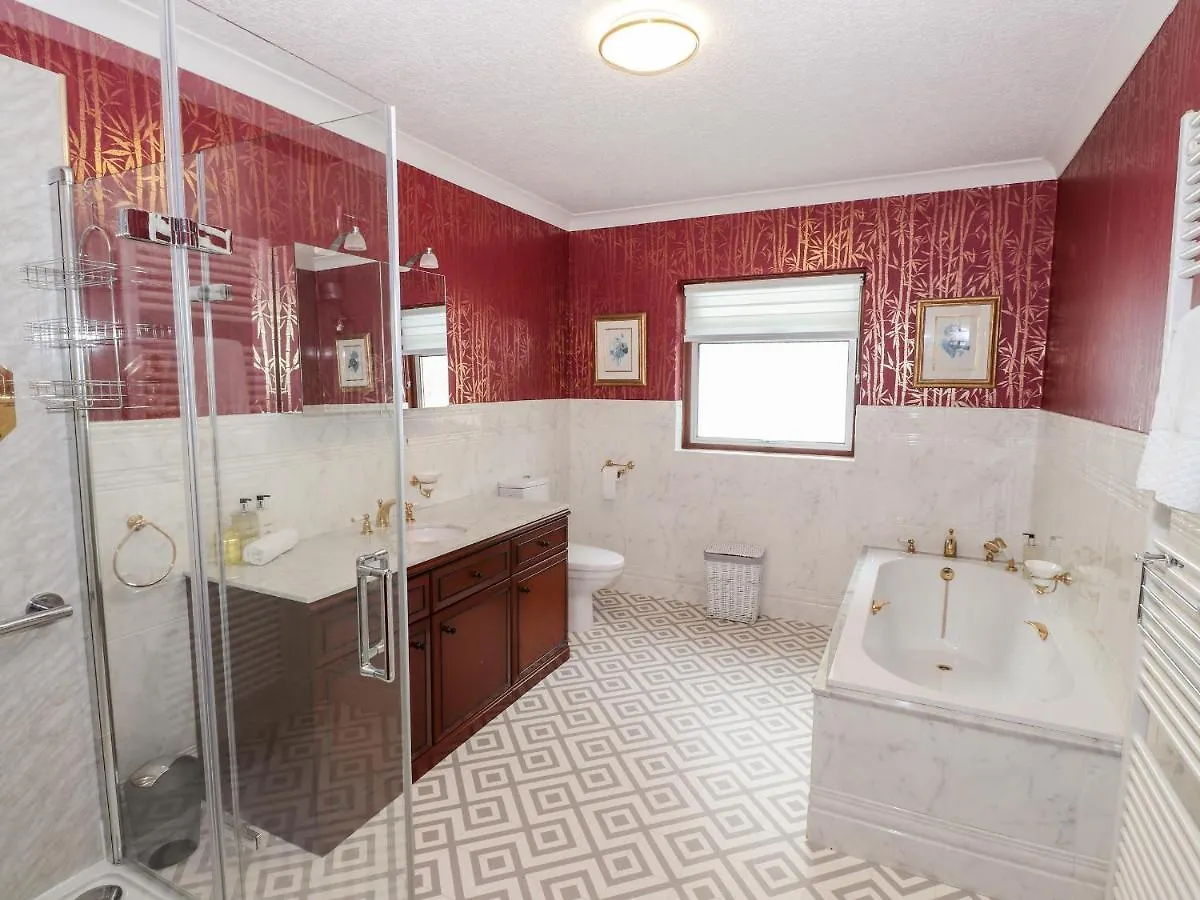 Dale View Holiday home *