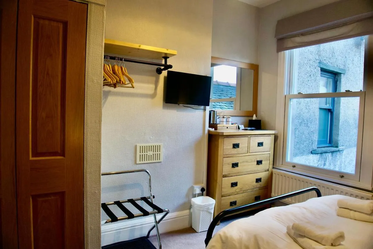 Greystoke House Bed & Breakfast 4*