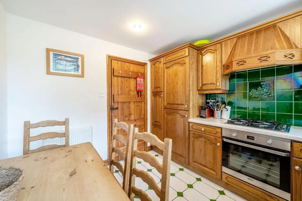 5 The Granary * Burneside