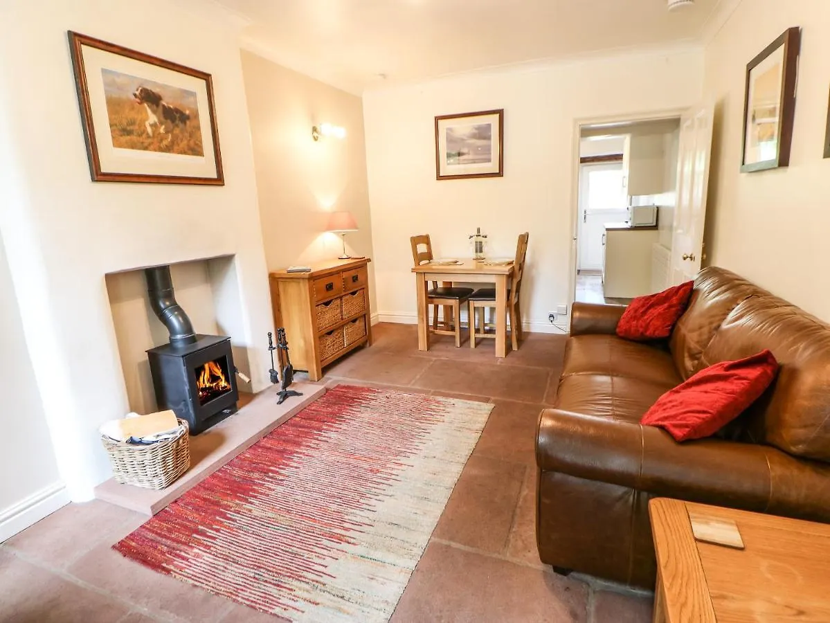 27 Bongate *