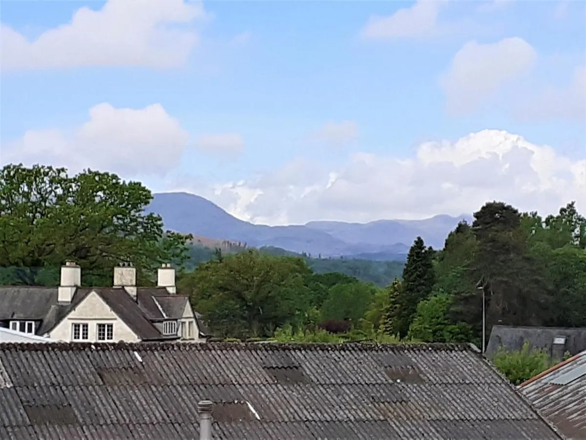 Couette-café Brook House ― Free On-site Car Park 3*
