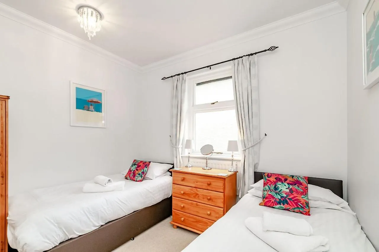 8 Kents Bank House Apartment Grange-over-Sands