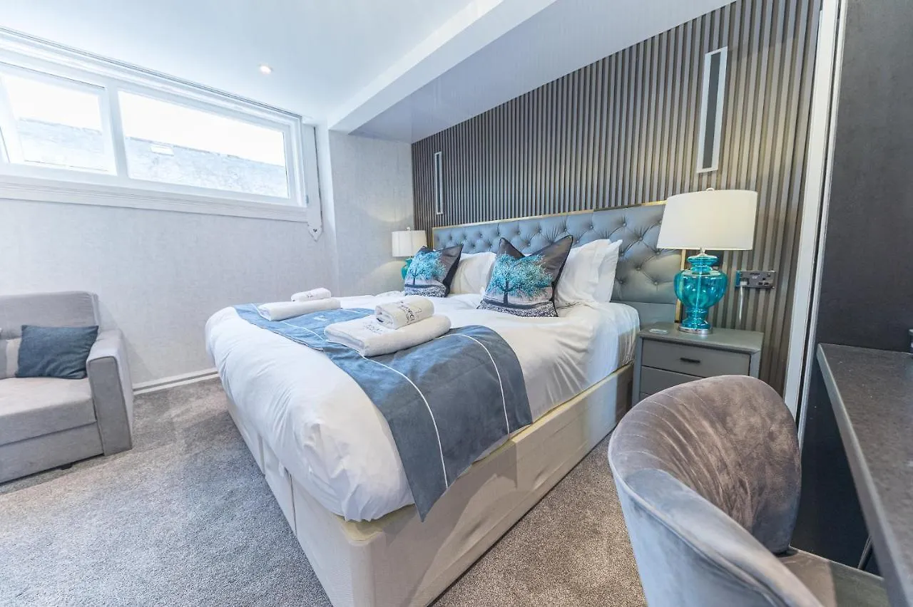 The Fisherbeck 4*