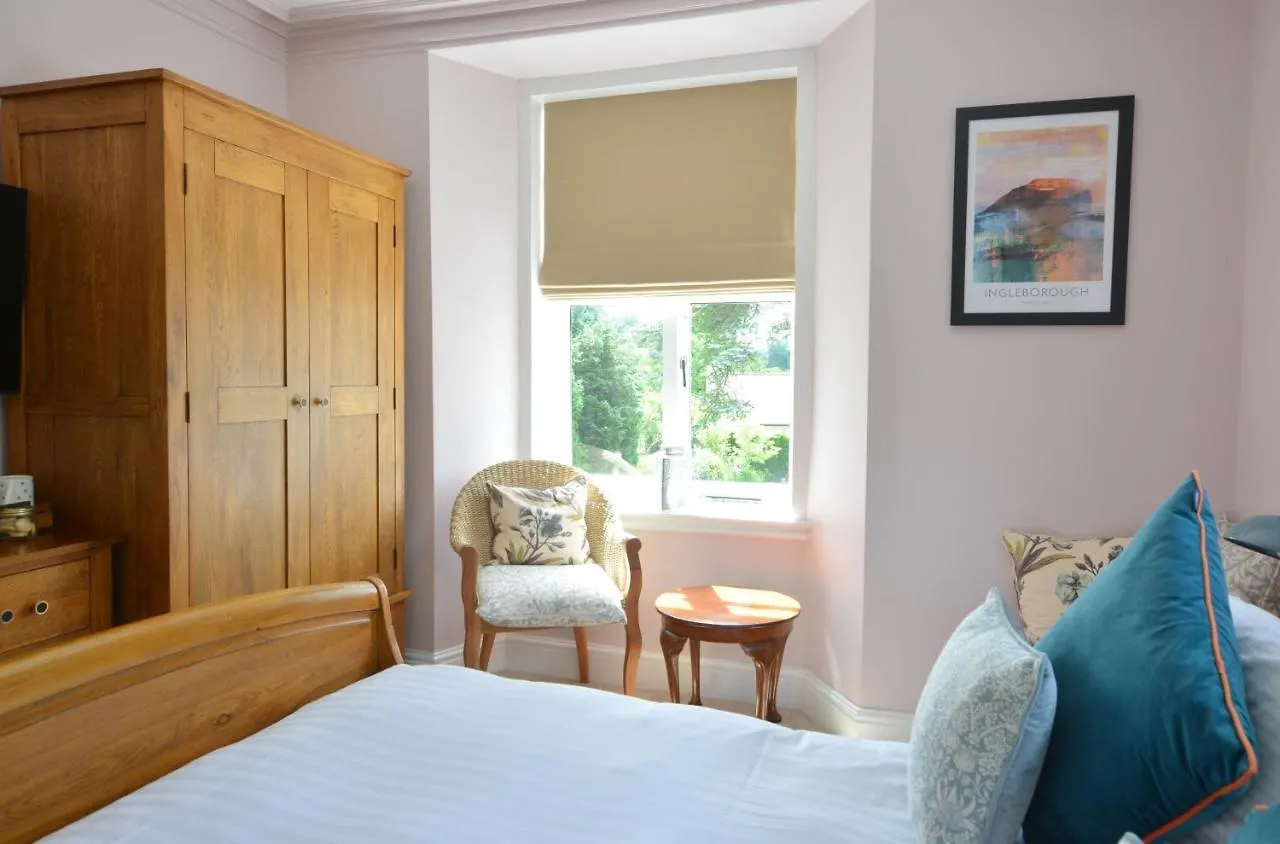 Fairfield House&gardens 4*