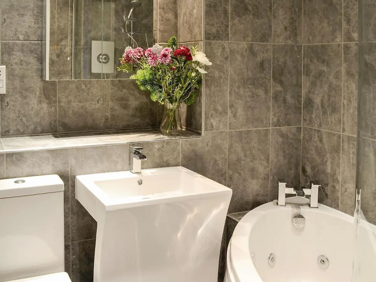 Glenmore - Hewetson Court Keswick (Cumbria)