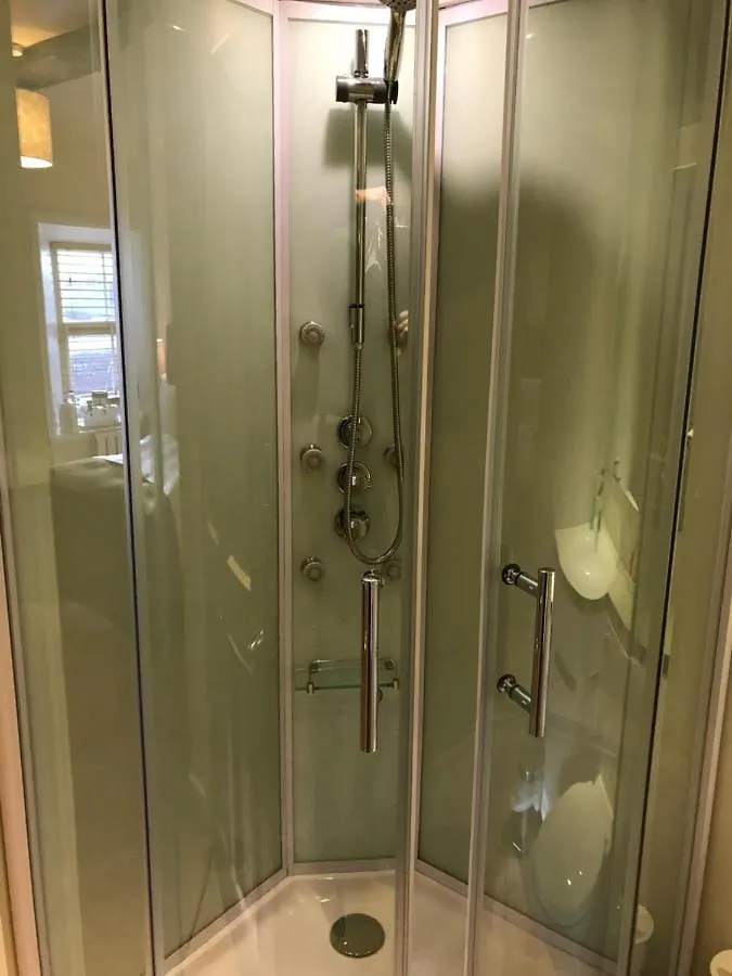 Hall Gospodarstwo wiejskie *