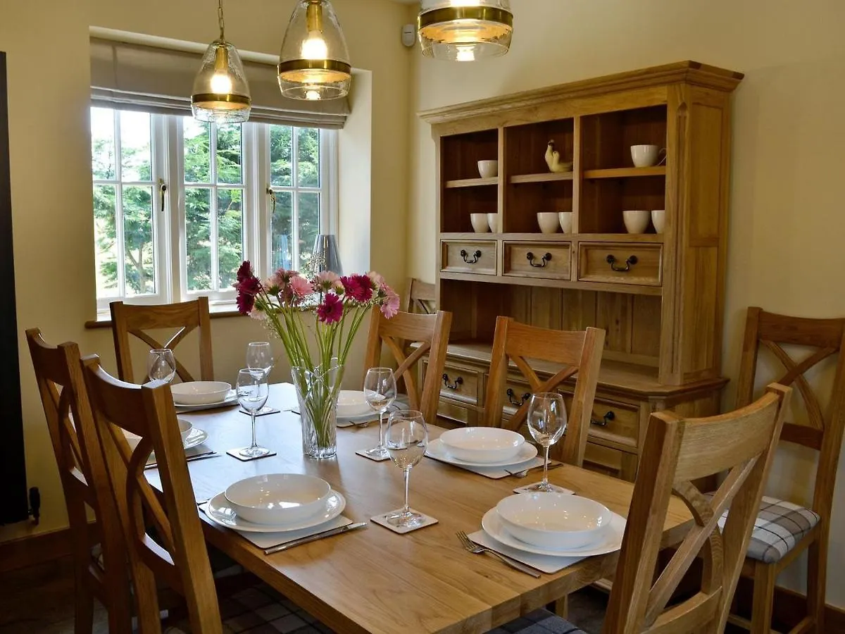 Holiday home Garth Cottage-ukc3330 *