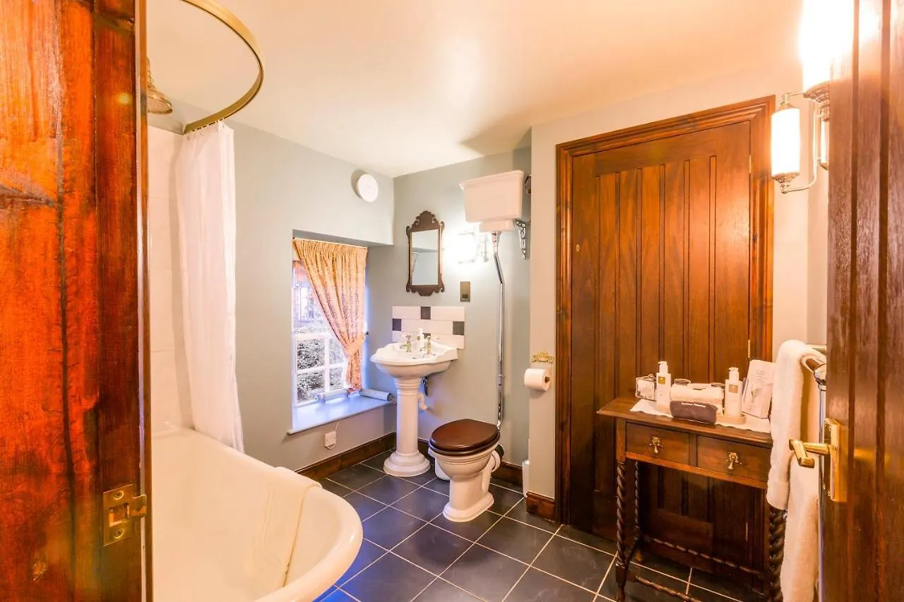 Waterwheel 4*