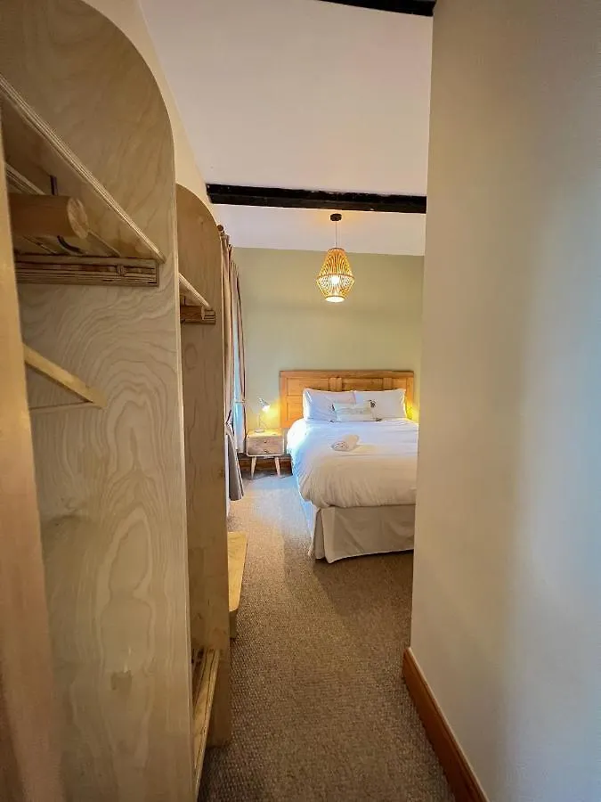 New Ing Lodge *