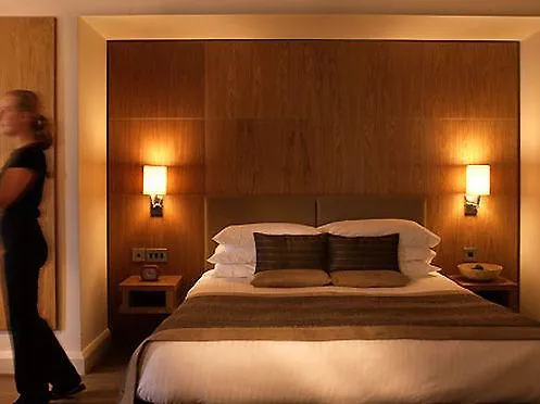 Otel Smiths At Gretna Gretna Green