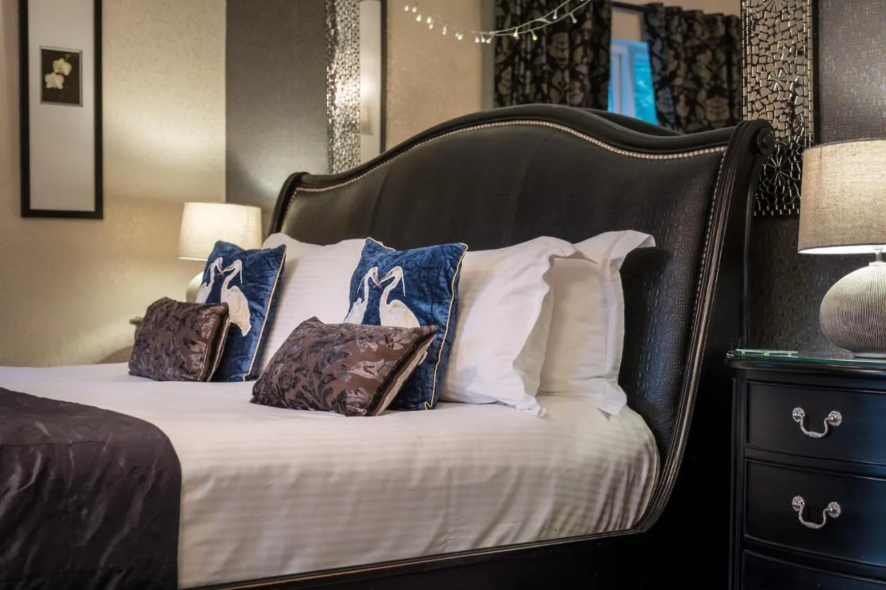 The Howbeck & The Retreat Incl Off-site Health Club And Parking Ev Point Available Casa de hóspedes