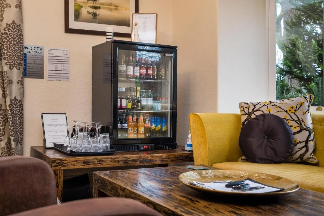 ゲストハウス The Howbeck & The Retreat Incl Off-site Health Club And Parking Ev Point Available ウィンダミア