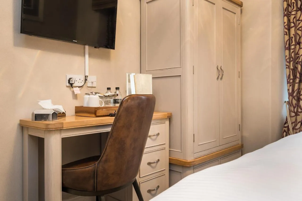 ゲストハウス The Howbeck & The Retreat Incl Off-site Health Club And Parking Ev Point Available ウィンダミア