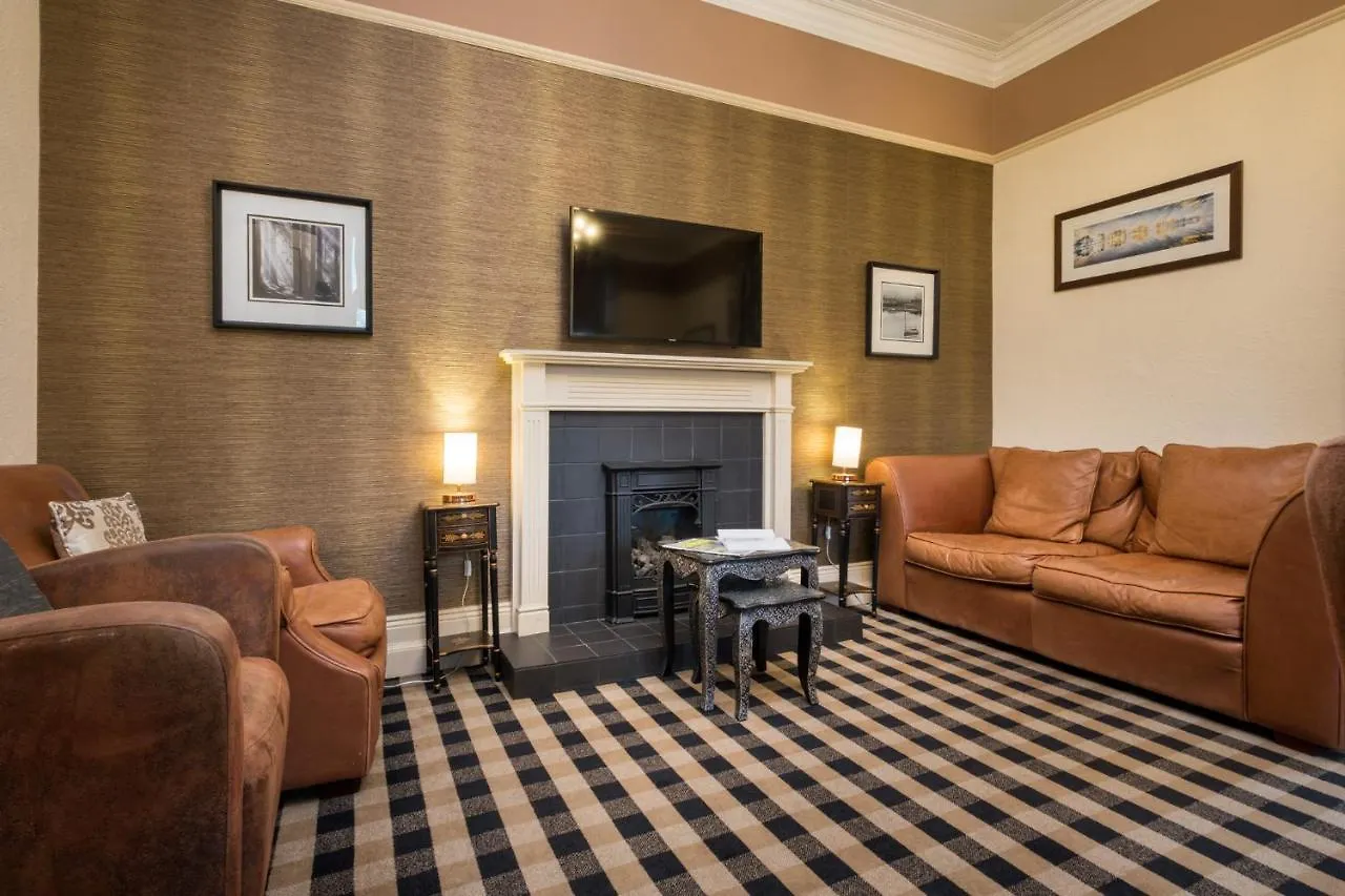 بيت ضيافة The Howbeck & The Retreat Incl Off-site Health Club And Parking Ev Point Available 5*