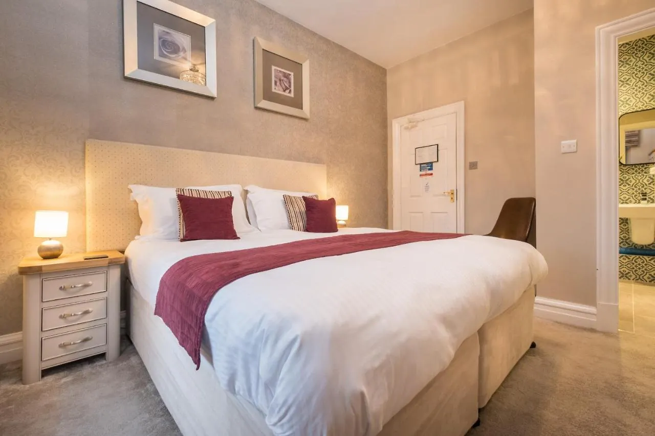 The Howbeck & The Retreat Incl Off-site Health Club And Parking Ev Point Available 5*