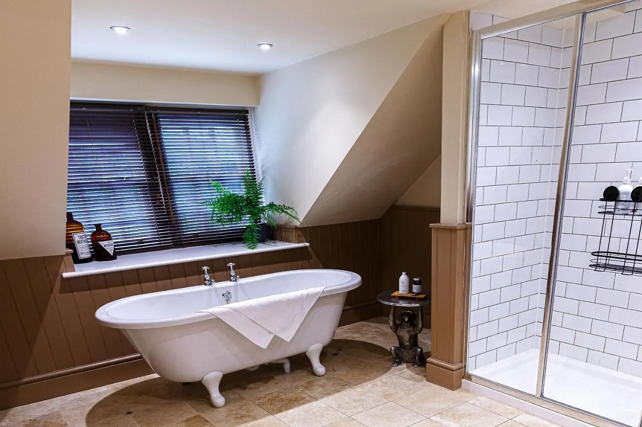 Plough 5* Lupton