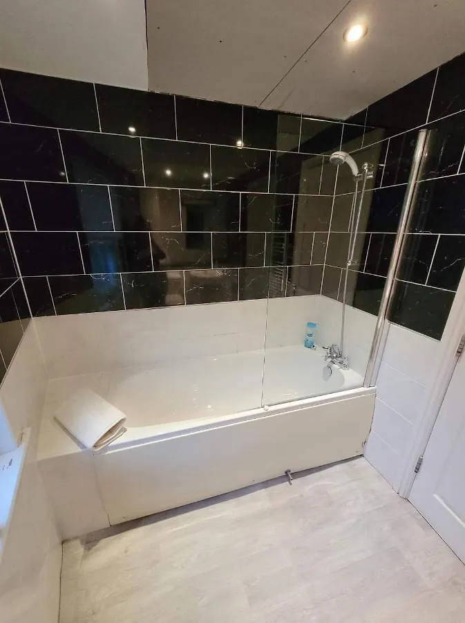 3 Laurel Court * Ulverston