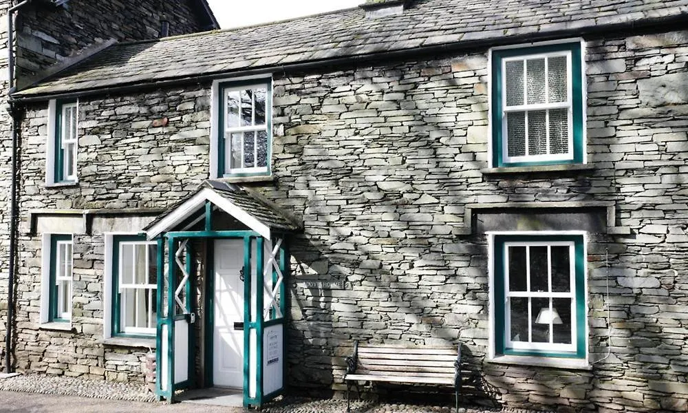 Holiday home Dove Holme *