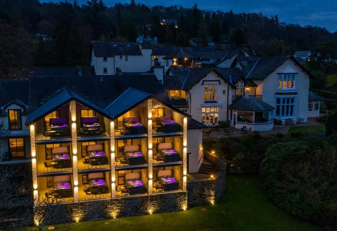 Lakes & 5* Bowness-on-Windermere