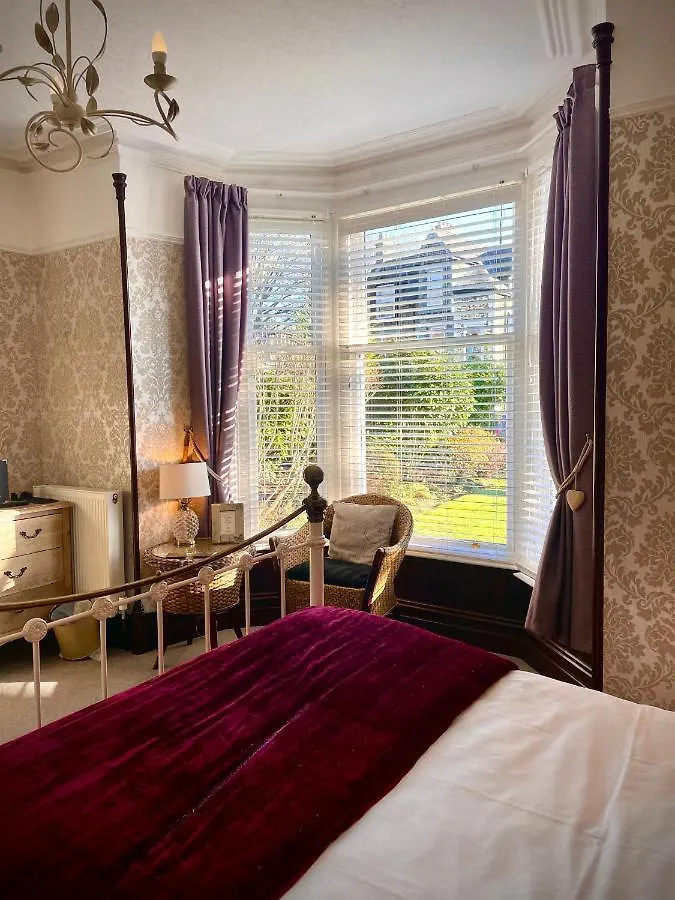 Glenville House - Adults Only - Incl Free Off-site Health Club With Swimming Pool, Hot Tub, Sauna & Steam 4*