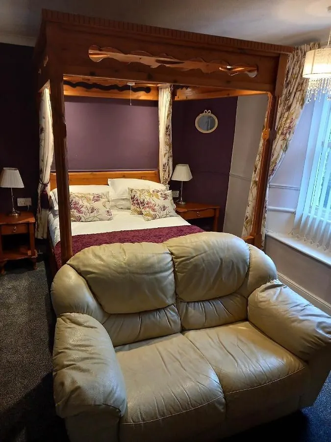 Virginia Guest house 3*