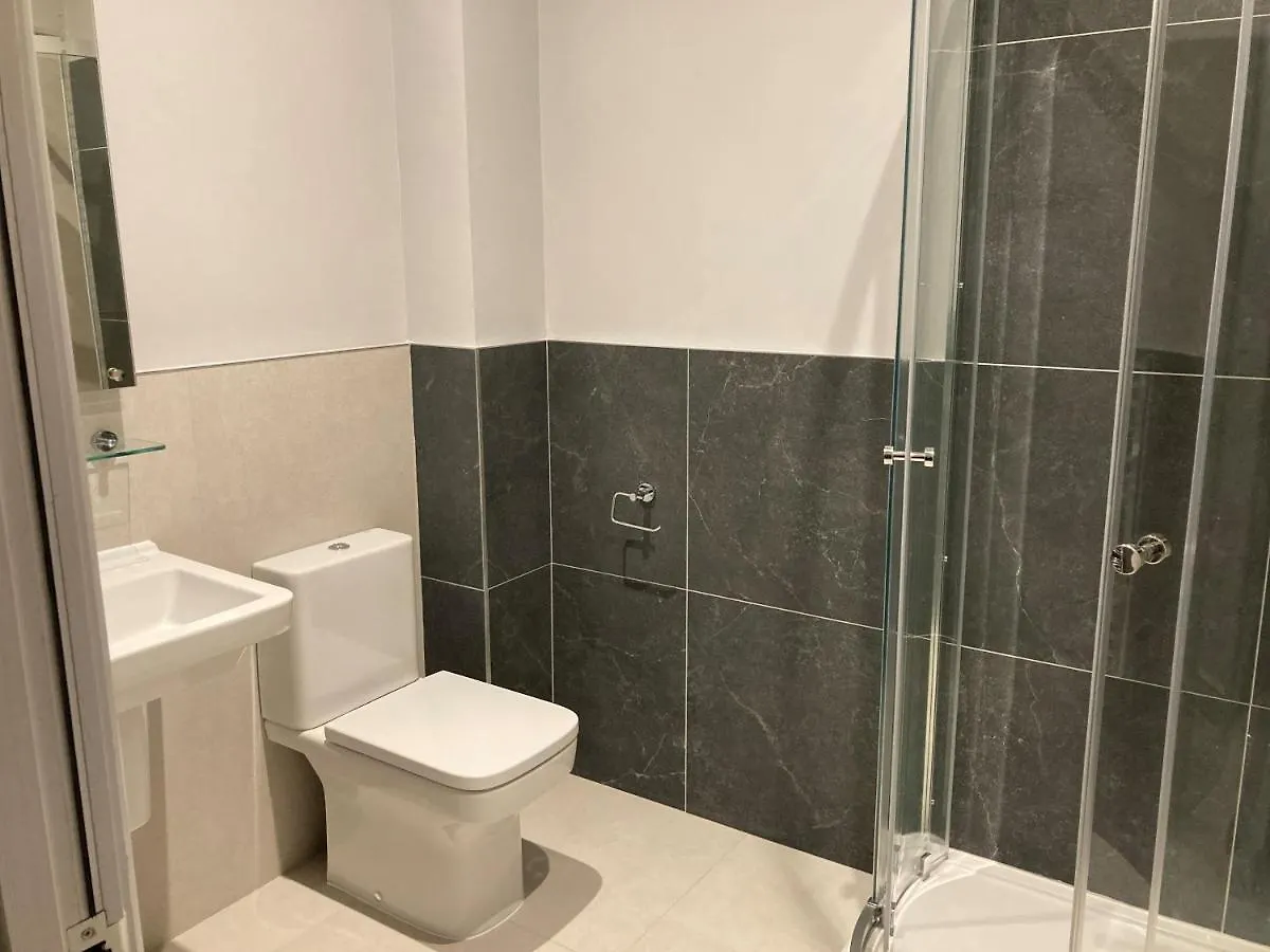 Keswick Road Apartment
