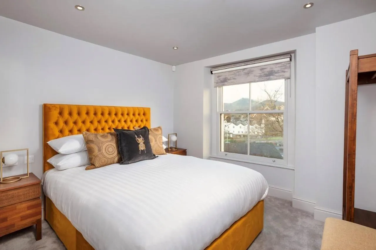 Apartment Keswick Road *