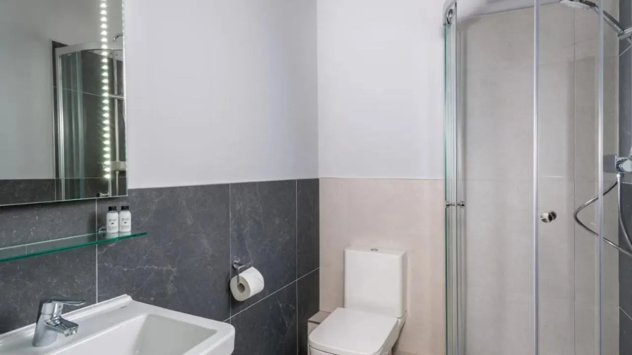 Apartment Keswick Road *