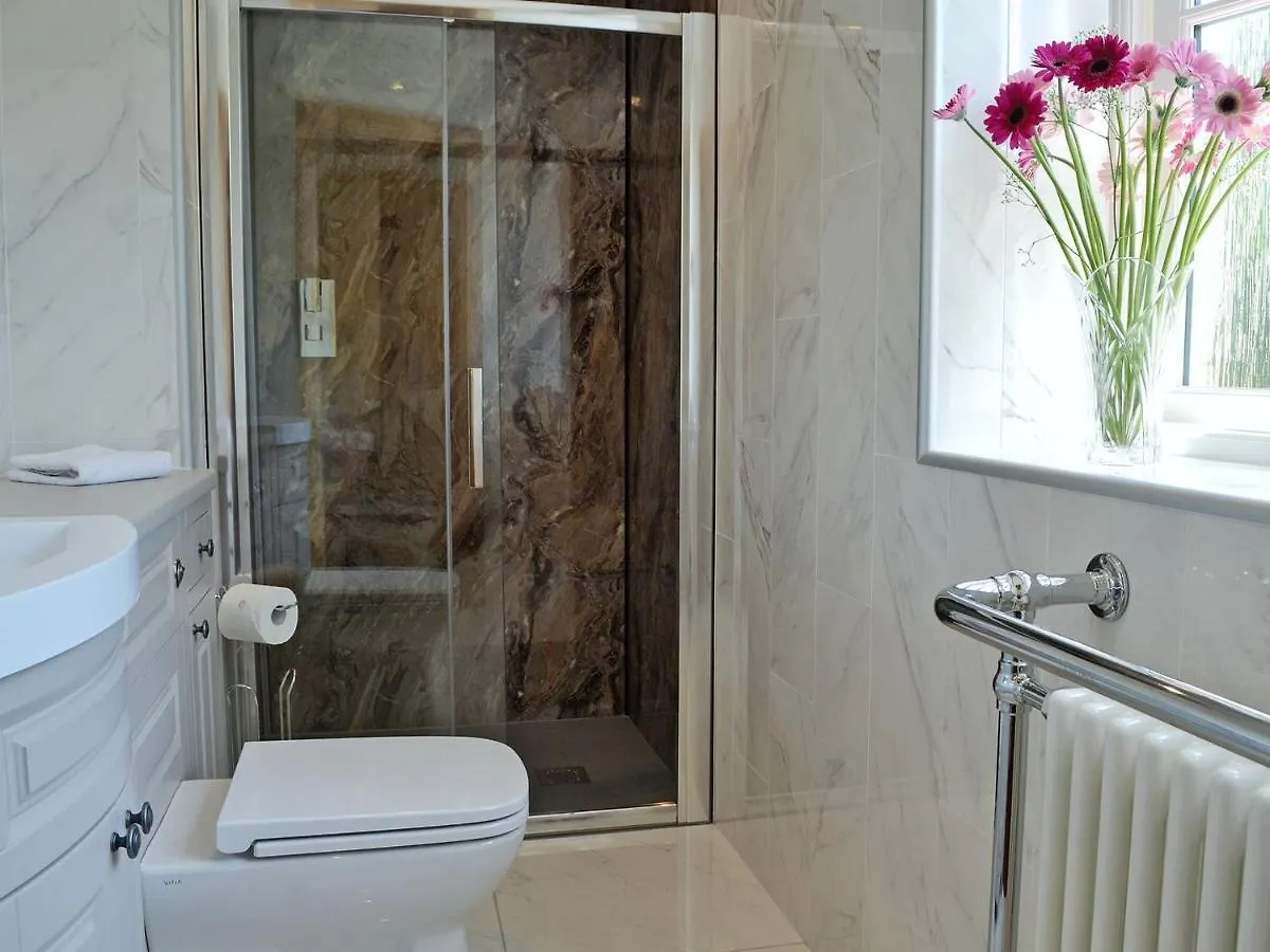 Garth Cottage-ukc3330