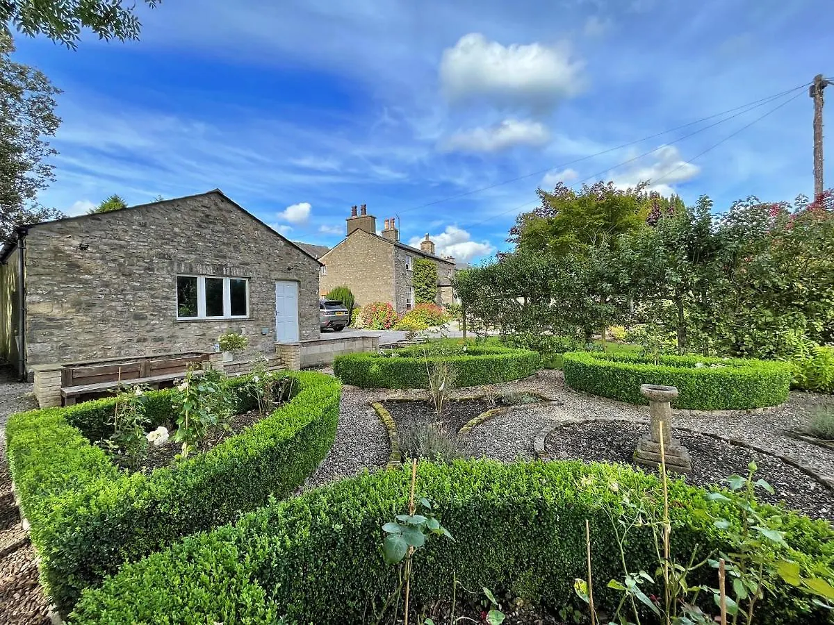 Finest Retreats - Ivy