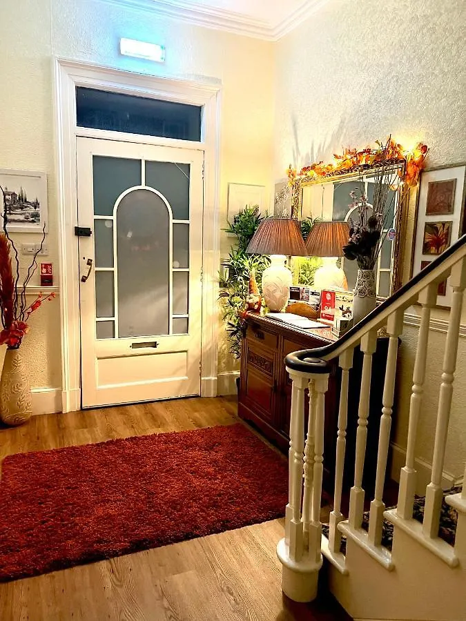 Πανσιόν Ashleigh House *