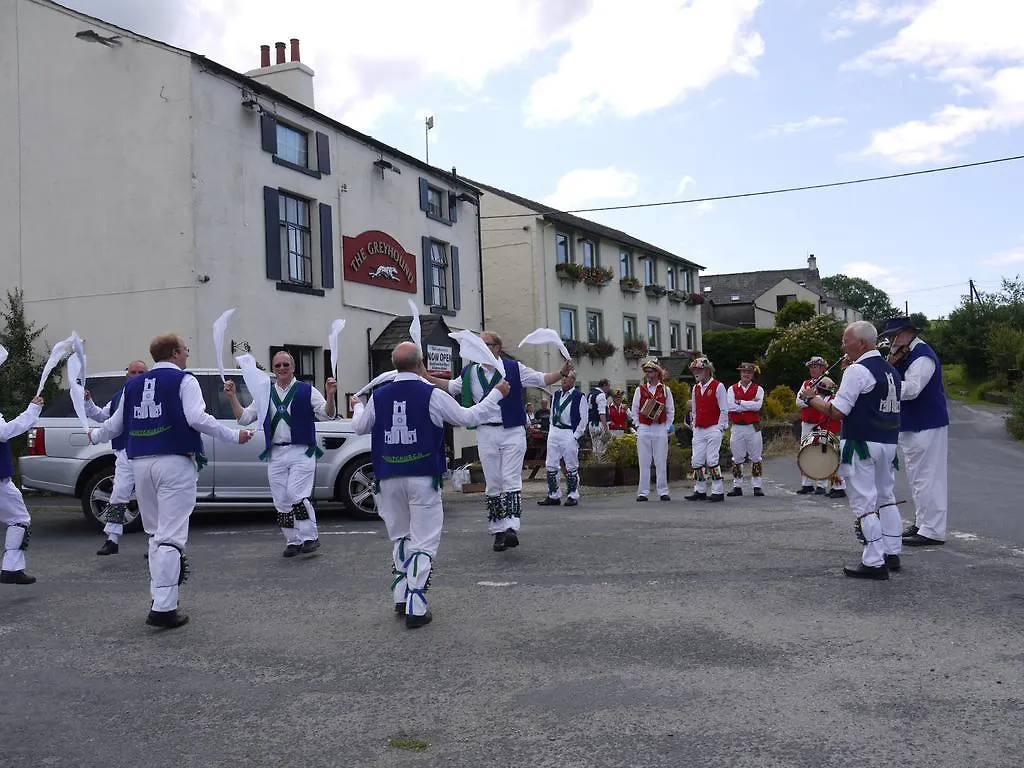 The Greyhound * Grizebeck