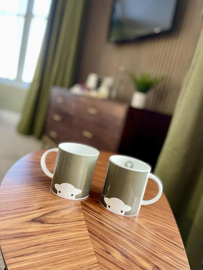 Nocleg ze śniadaniem Lacet House 4*