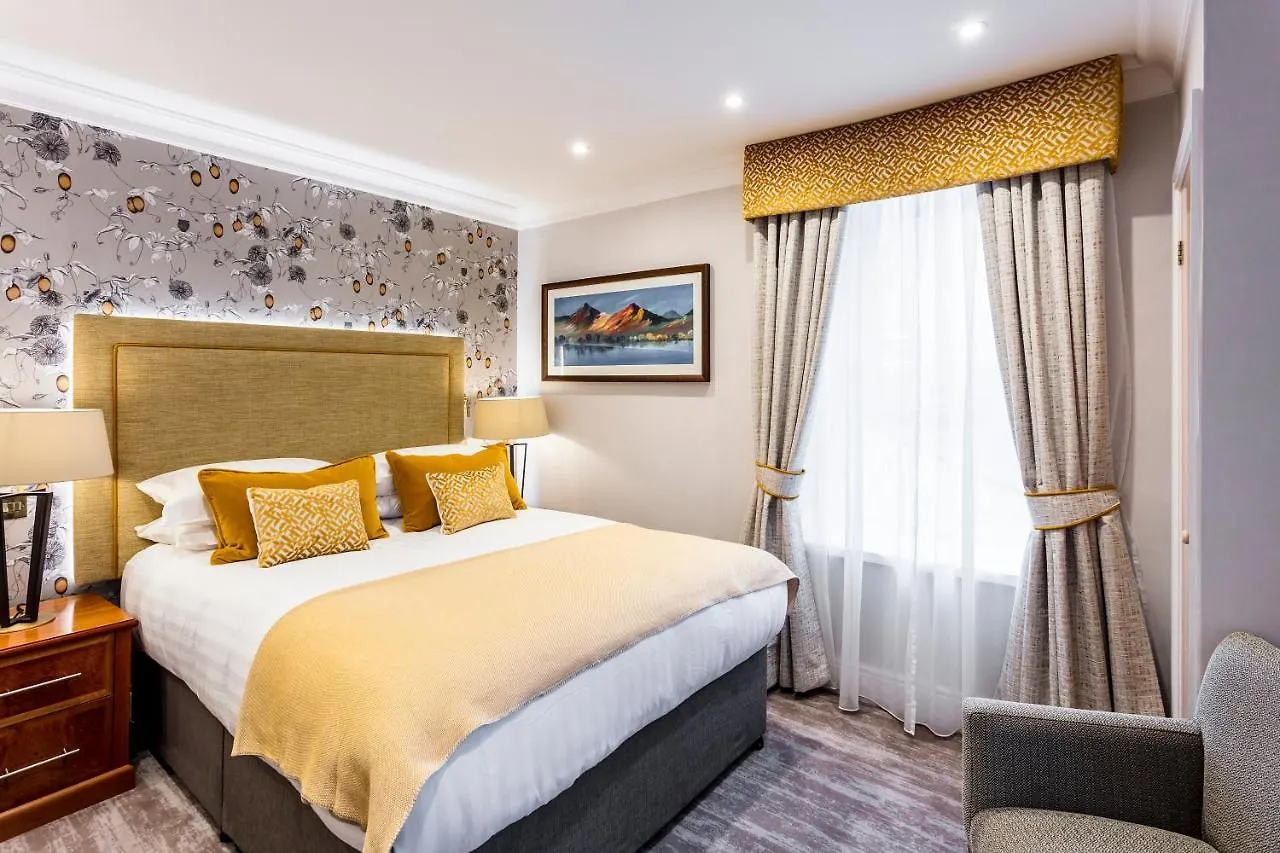 The Hotel 4*