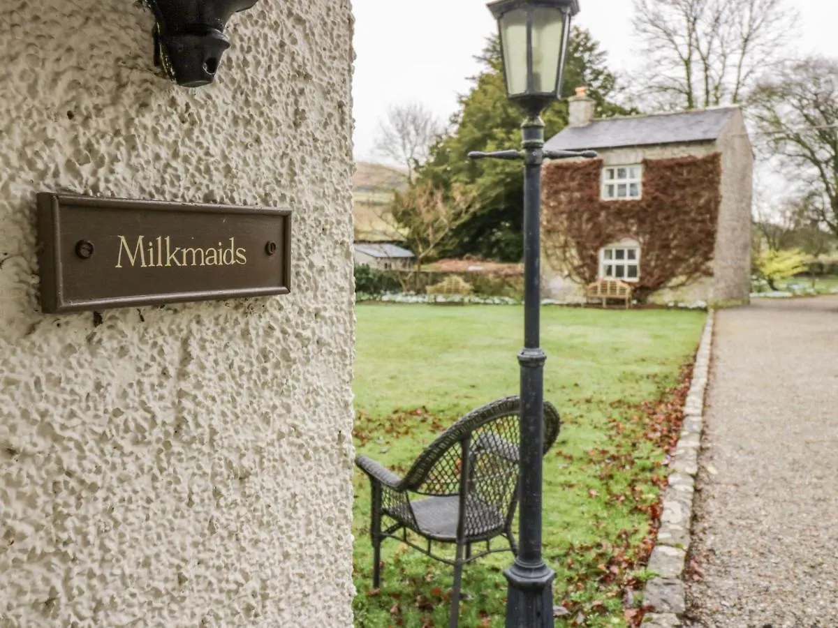 別荘 Longlands Milkmaid's Parlour