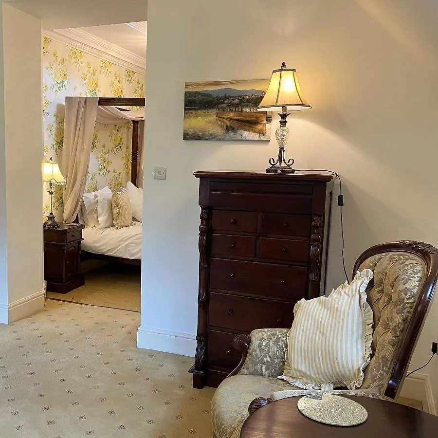 Storrs Gate House B&B 5*