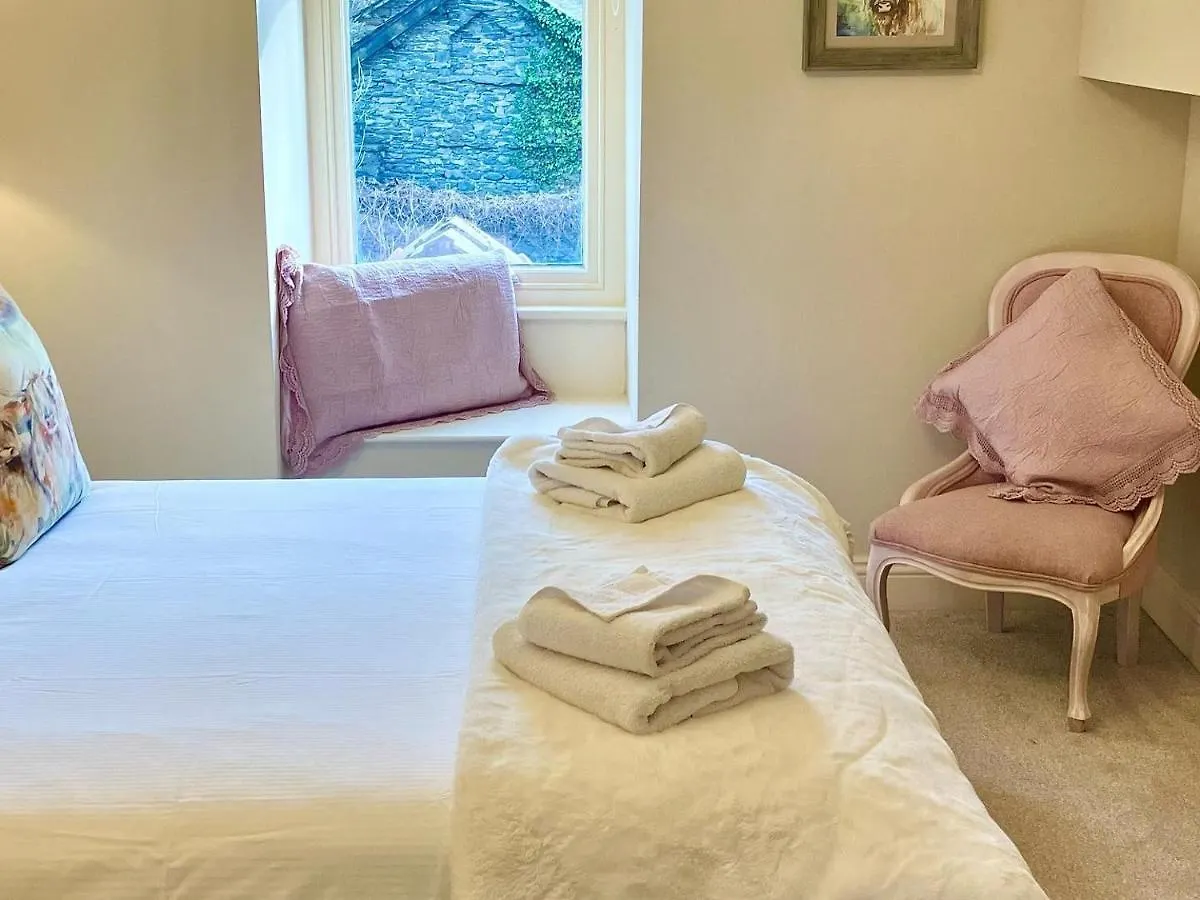 Storrs Gate House B&B 보우네스온윈더미어