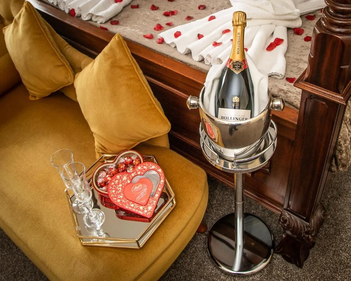 Beaumont - Free Off-site Health Club - Adults Only Pensionat 5*