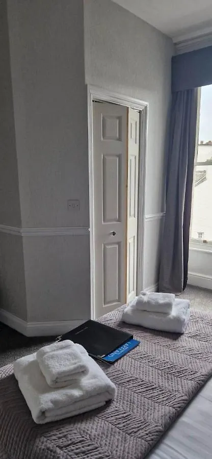 New Hall Bank Guest house 4*