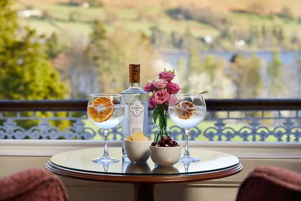 Hotel Macdonald Leeming House