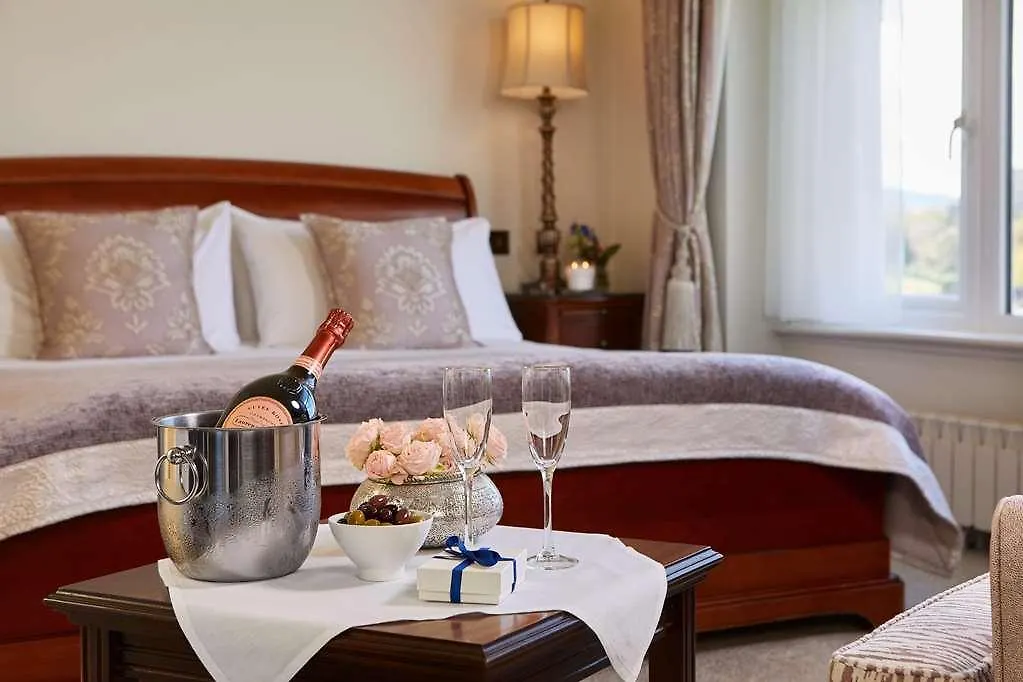 Macdonald Old England & 4* Bowness-on-Windermere