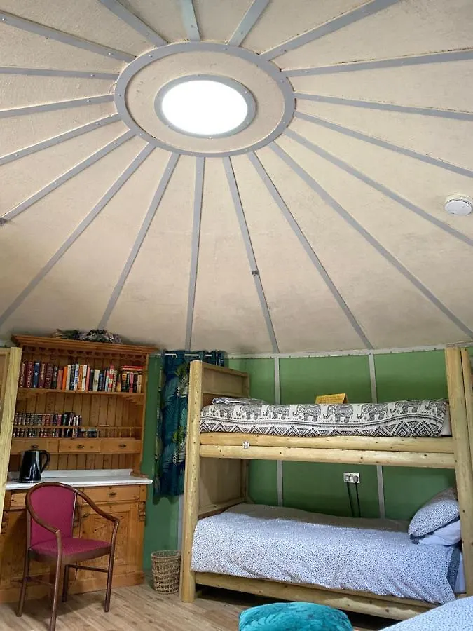 Strickland Arms 3*