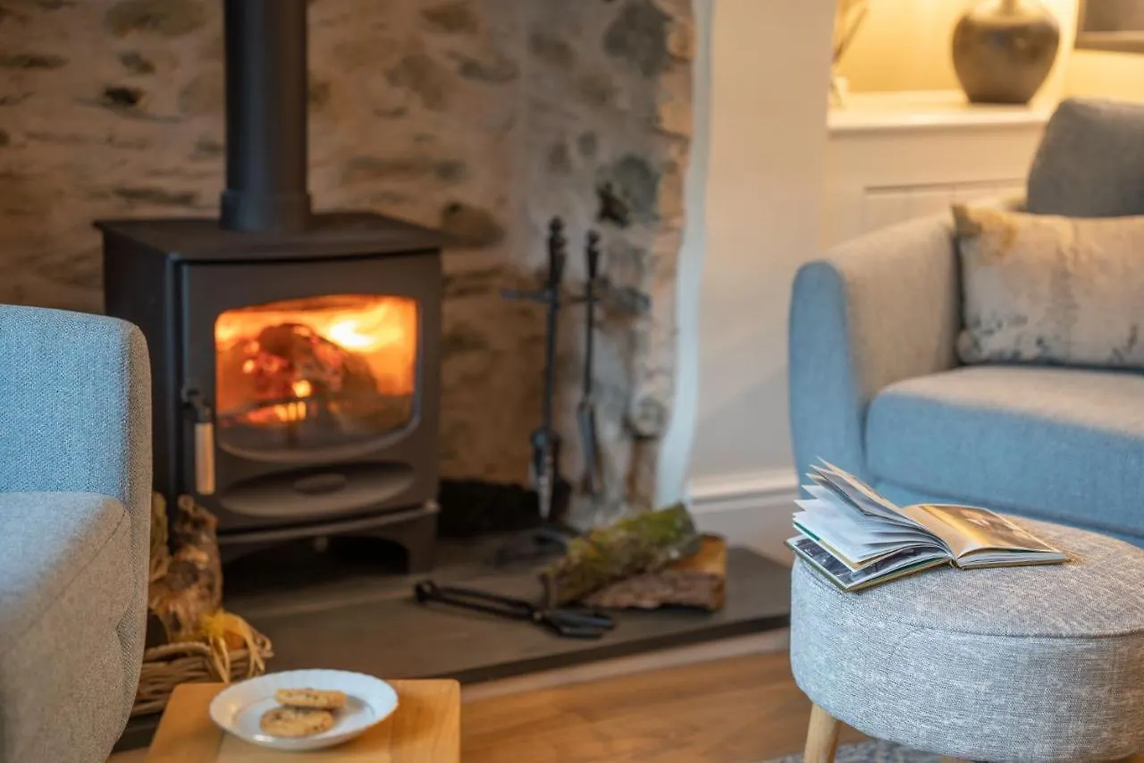 Dormouse With Log Burner & Parking By Letmestay Holiday home Ambleside