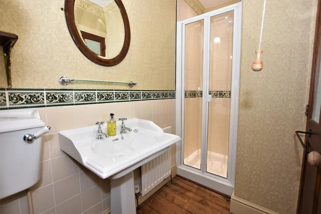 Pomona Bed & Breakfast
