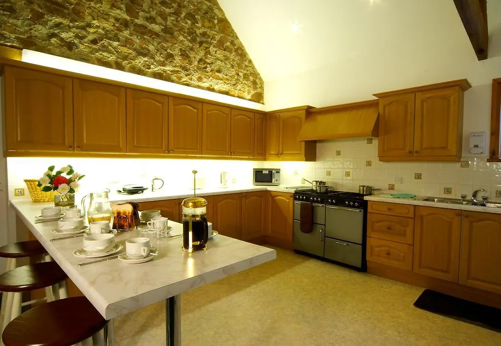 Oda ve Kahvaltı Muncaster Castle Coachman's Quarters 4*