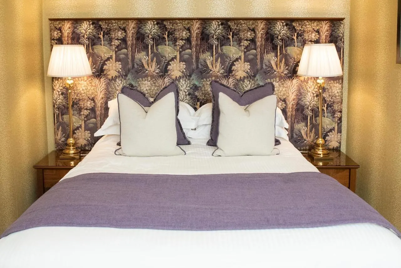 فندق Roundthorn & Luxury 5*